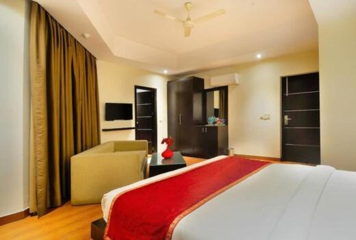 S R Plaza At Delhi Airport Hotel Ню Делхи Екстериор снимка